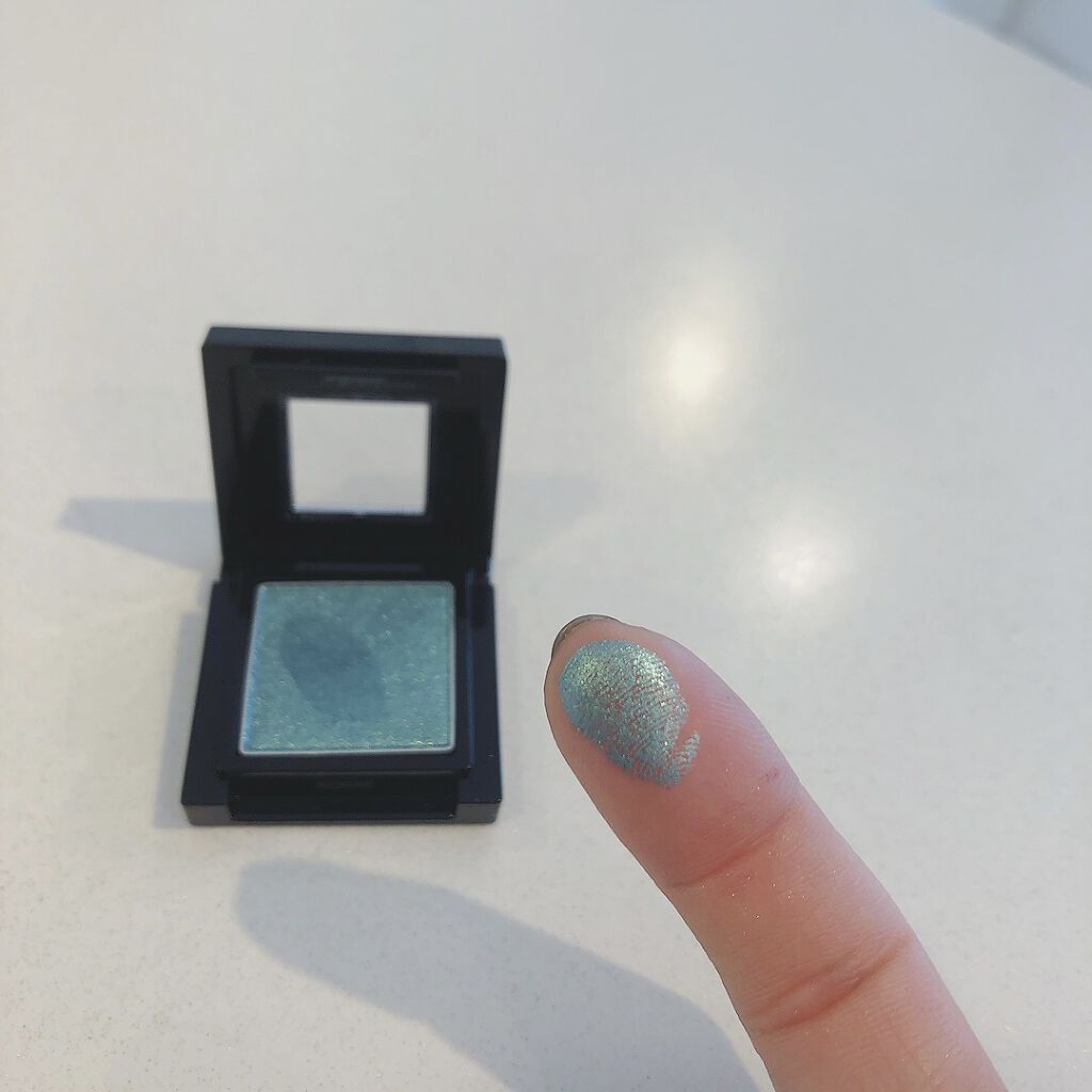 ヴィセ アヴァン シングルアイカラー 052 MERMAID GREEN/Visée/単色アイシャドウを使ったクチコミ（2枚目）