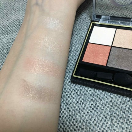 リアルクローズシャドウ/excel/アイシャドウパレットを使ったクチコミ(2枚目)