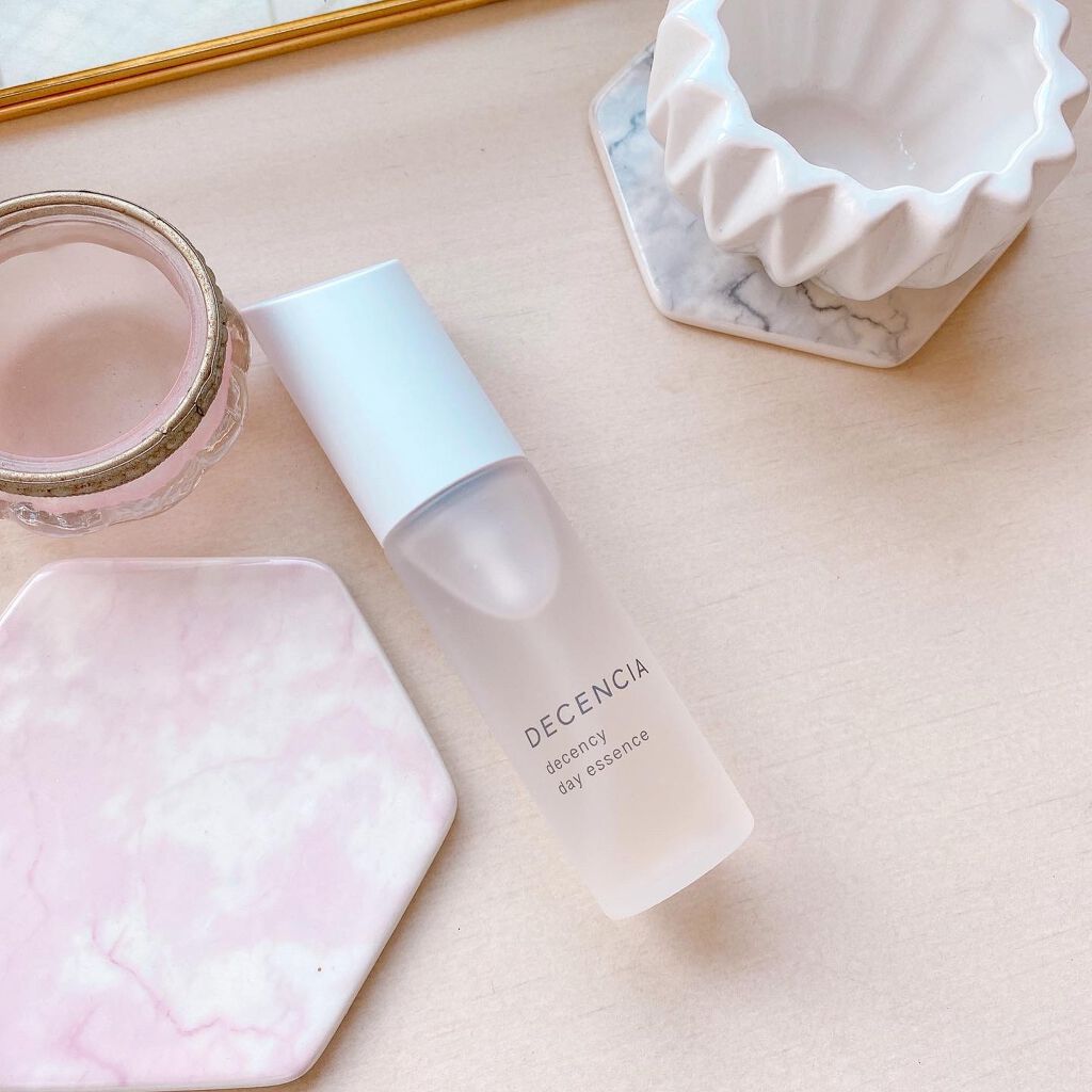 ディセンシー デイエッセンス/DECENCIA/美容液を使ったクチコミ（3枚目）