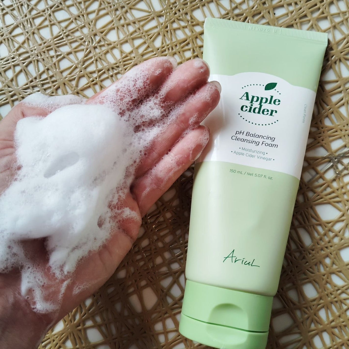 アップルサイダー pH弱酸性クレンジングフォーム /Ariul/洗顔フォームを使ったクチコミ(1枚目)
