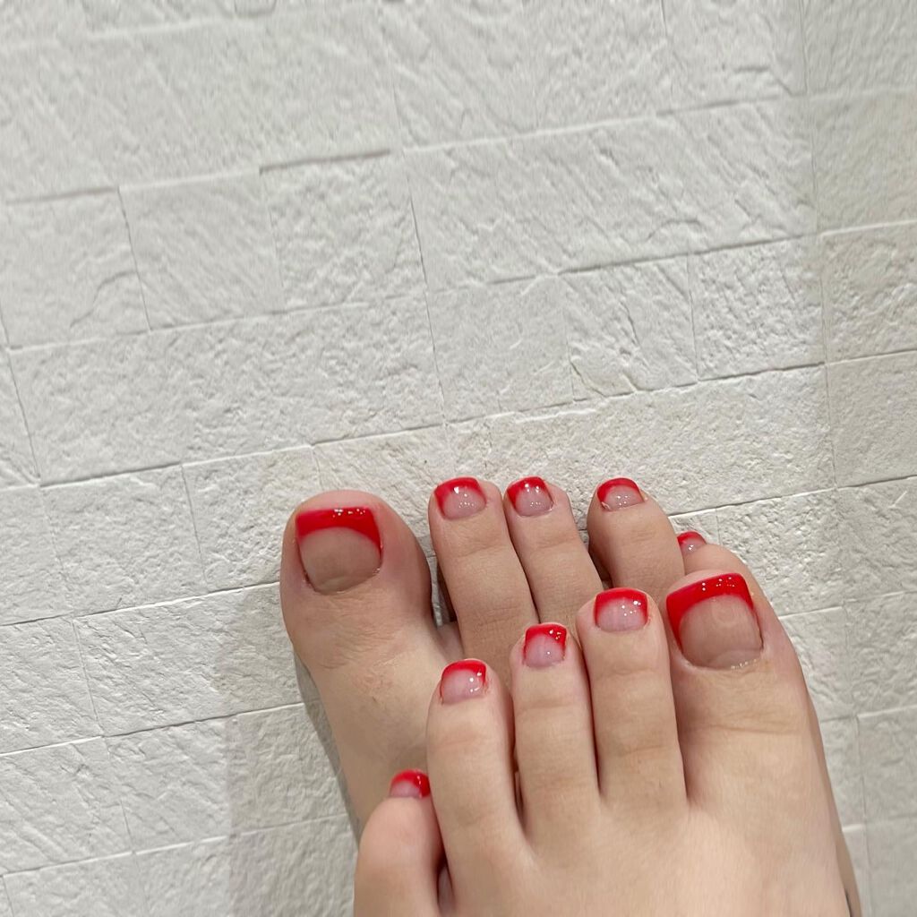 cst on LIPS 「#フットネイル#footnail#夏ネイル#夏💅#ネイル好きな..」(2枚目)