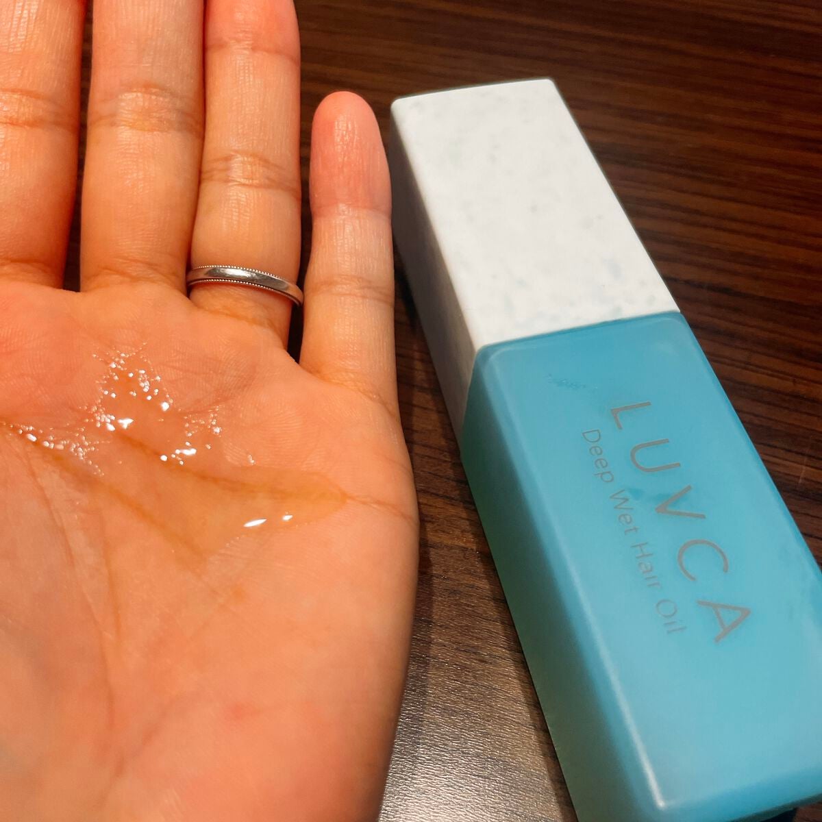 シルキーエアリーバーム/LUVCA/ヘアバームを使ったクチコミ(4枚目)