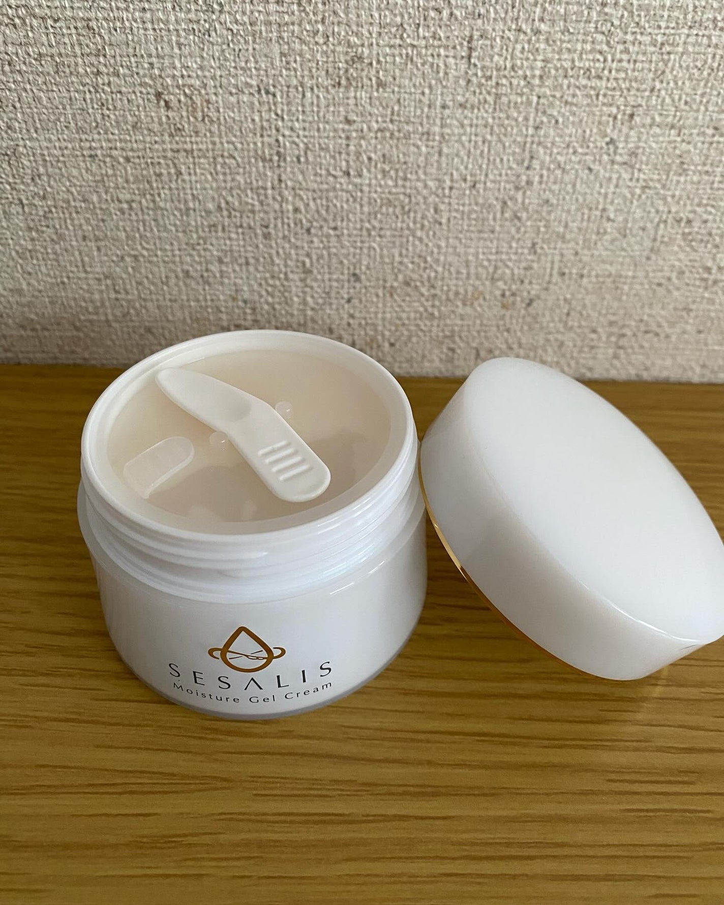 しまこ on LIPS 「.♡┈┈┈┈┈┈┈┈┈┈┈┈┈┈┈♡SESALISモイスチャー..」(2枚目)