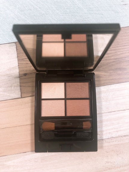 ミネラルクラッシィシャドー/エトヴォス/アイシャドウパレットを使ったクチコミ(2枚目)