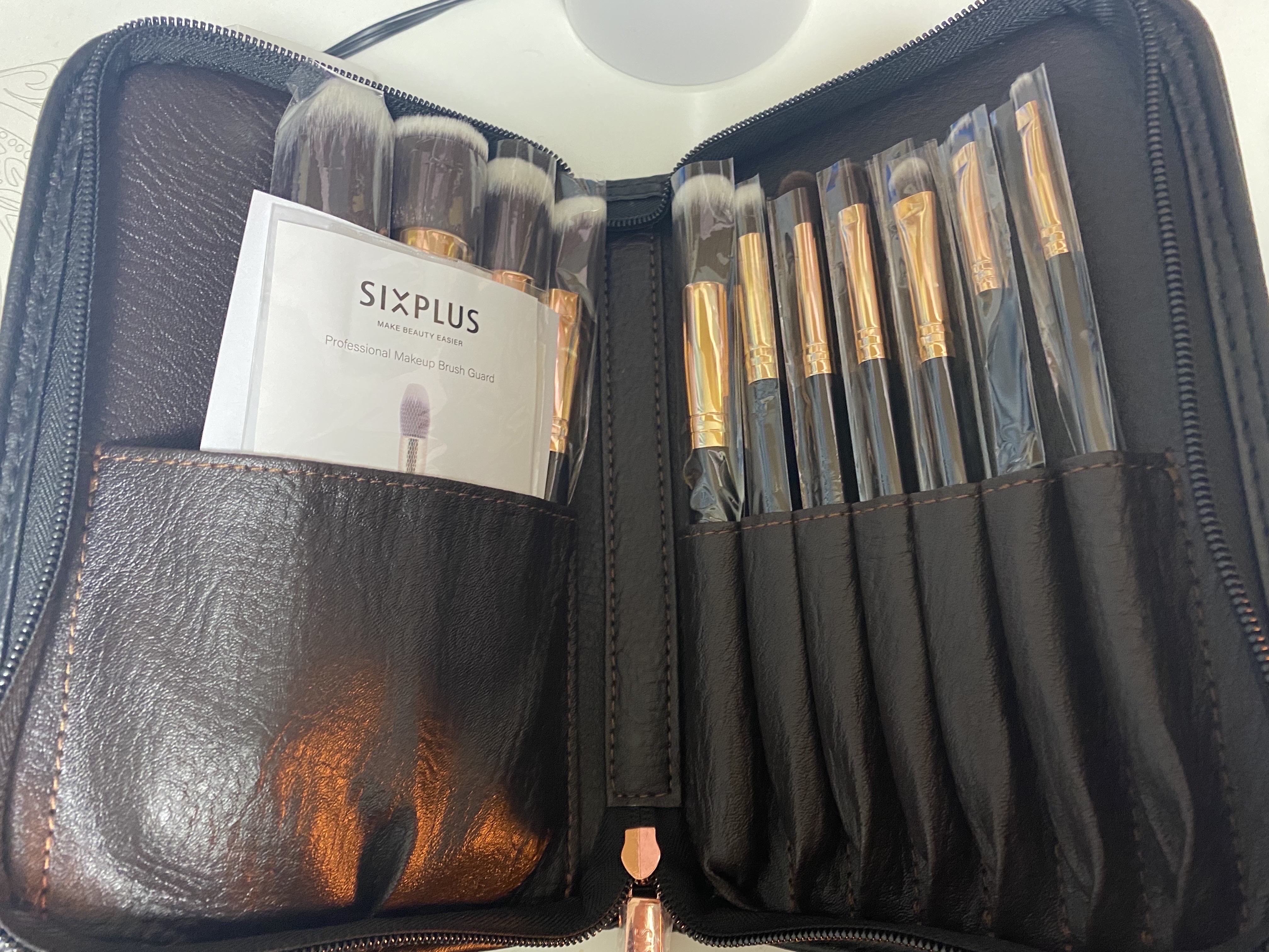 貴族のゴールド メイクブラシ11本セット 化粧ポーチ付き/SIXPLUS/メイクブラシを使ったクチコミ（3枚目）