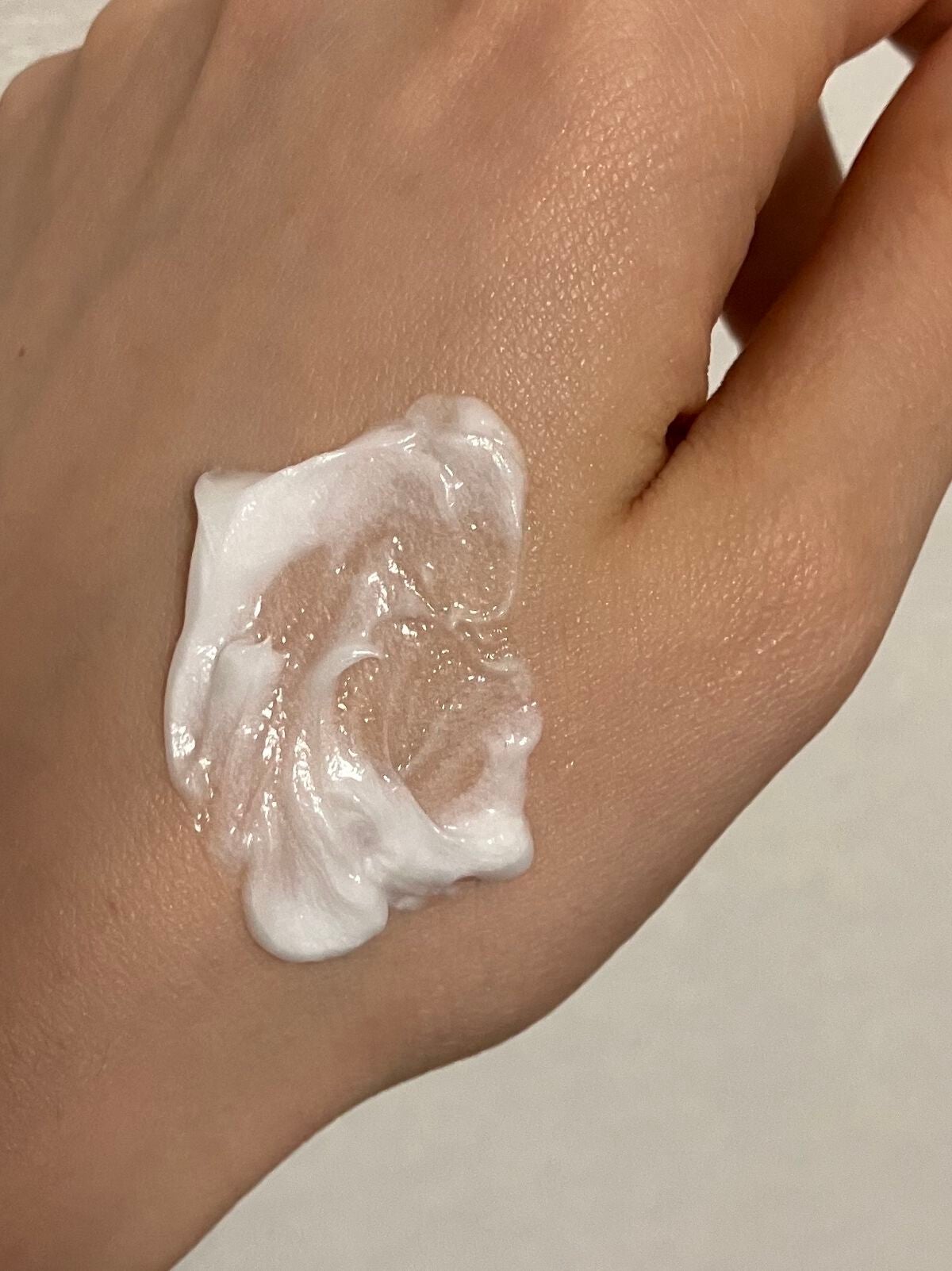 ボムバストクリーム リッチ/PEACH JOHN/バスト・ヒップケアを使ったクチコミ(5枚目)