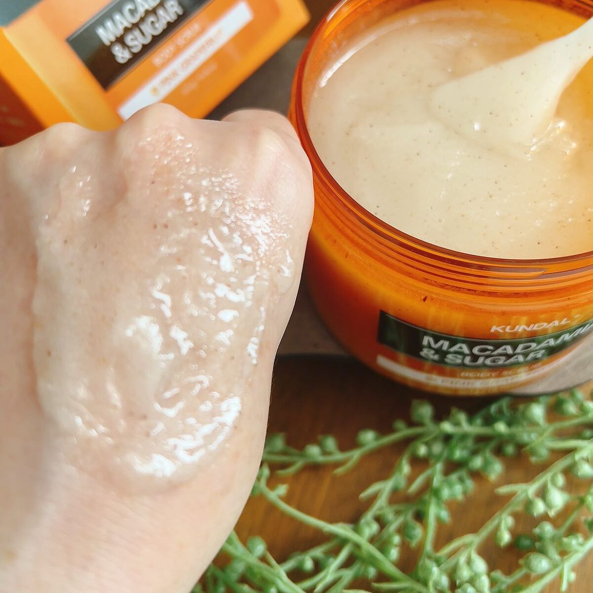 シュガーボディスクラブ ピンクグレープフルーツ/KUNDAL/ボディスクラブを使ったクチコミ（3枚目）
