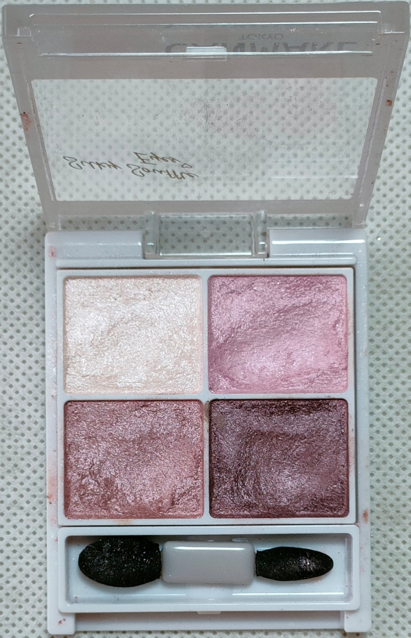 アイ グリッター/ANNA SUI/単色アイシャドウを使ったクチコミ(3枚目)