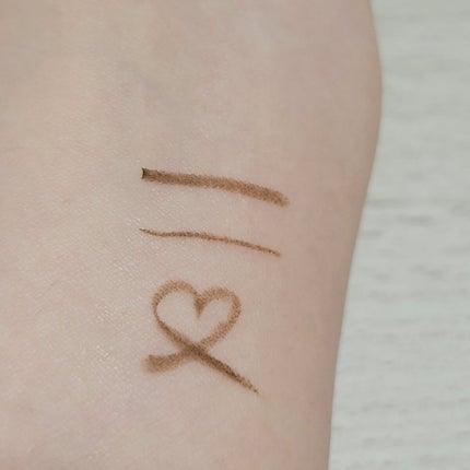 「密着アイライナー」極細クリームペンシル/デジャヴュ/ペンシルアイライナーを使ったクチコミ(3枚目)