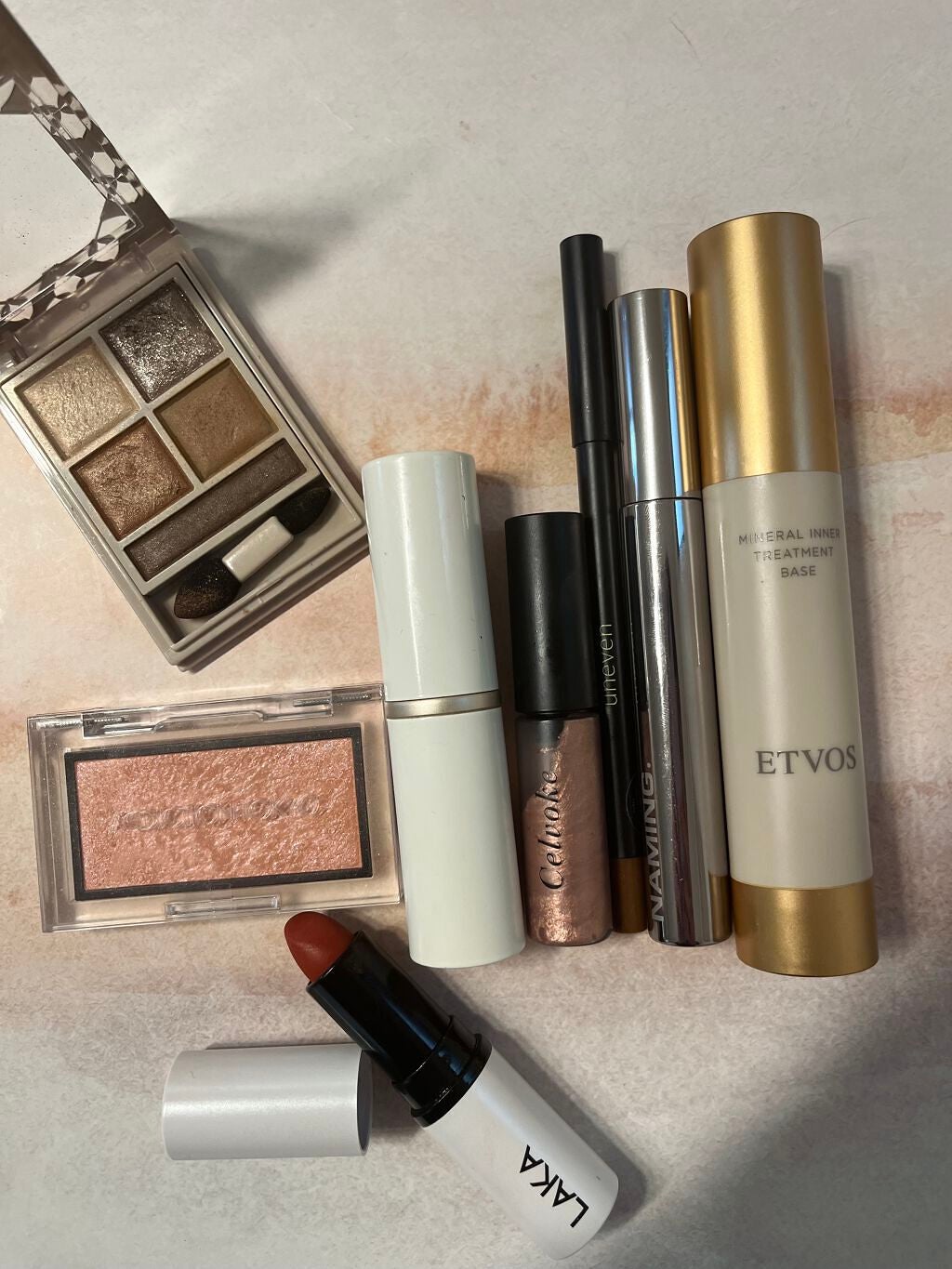 ウォータリーシアー リップスティック/Laka/口紅を使ったクチコミ(1枚目)