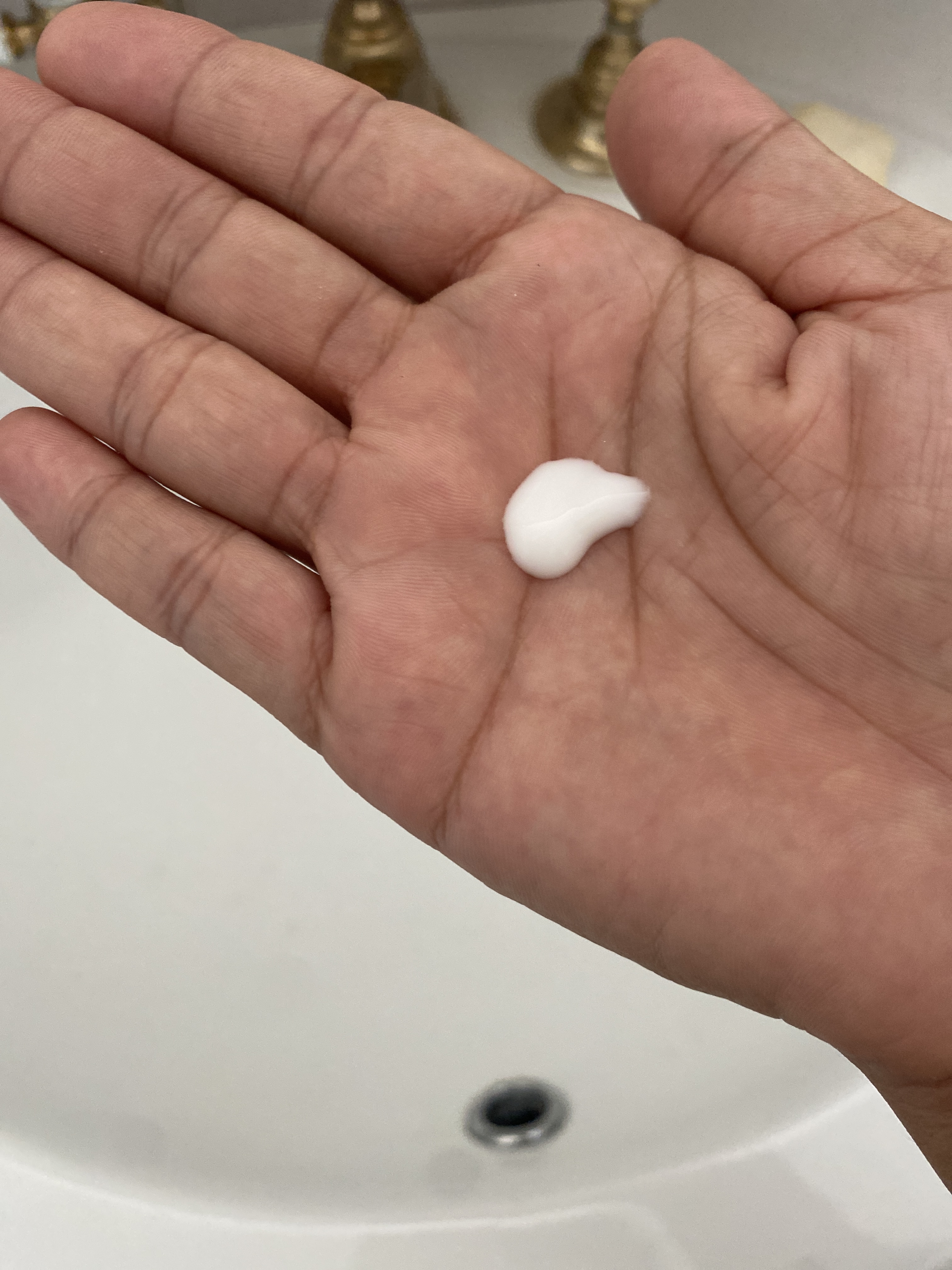 ナチュラル フェミニンミルク ローズゼラニウム/フィルミケア/ボディミルクを使ったクチコミ（3枚目）