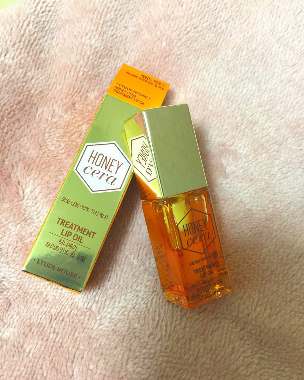 Hセラ トリートメント リップオイル/ETUDE/リップグロスを使ったクチコミ（2枚目）