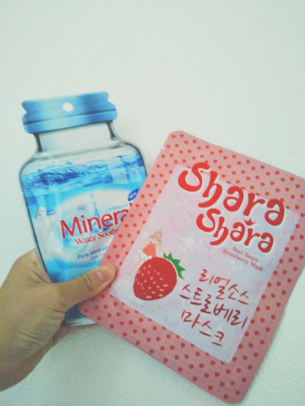 ヒナリンゴ🍎 on LIPS 「どっちも韓国のパックです🇰🇷💗友達がくれました🧚♥ミネラルって..」(1枚目)