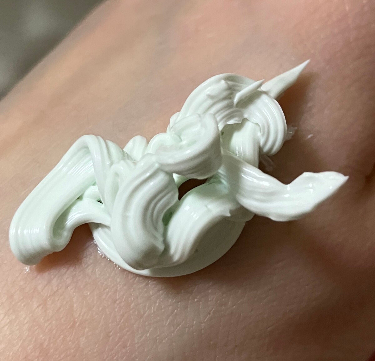 シカルファットプラス リペアクリーム/アベンヌ/フェイスクリームを使ったクチコミ(2枚目)