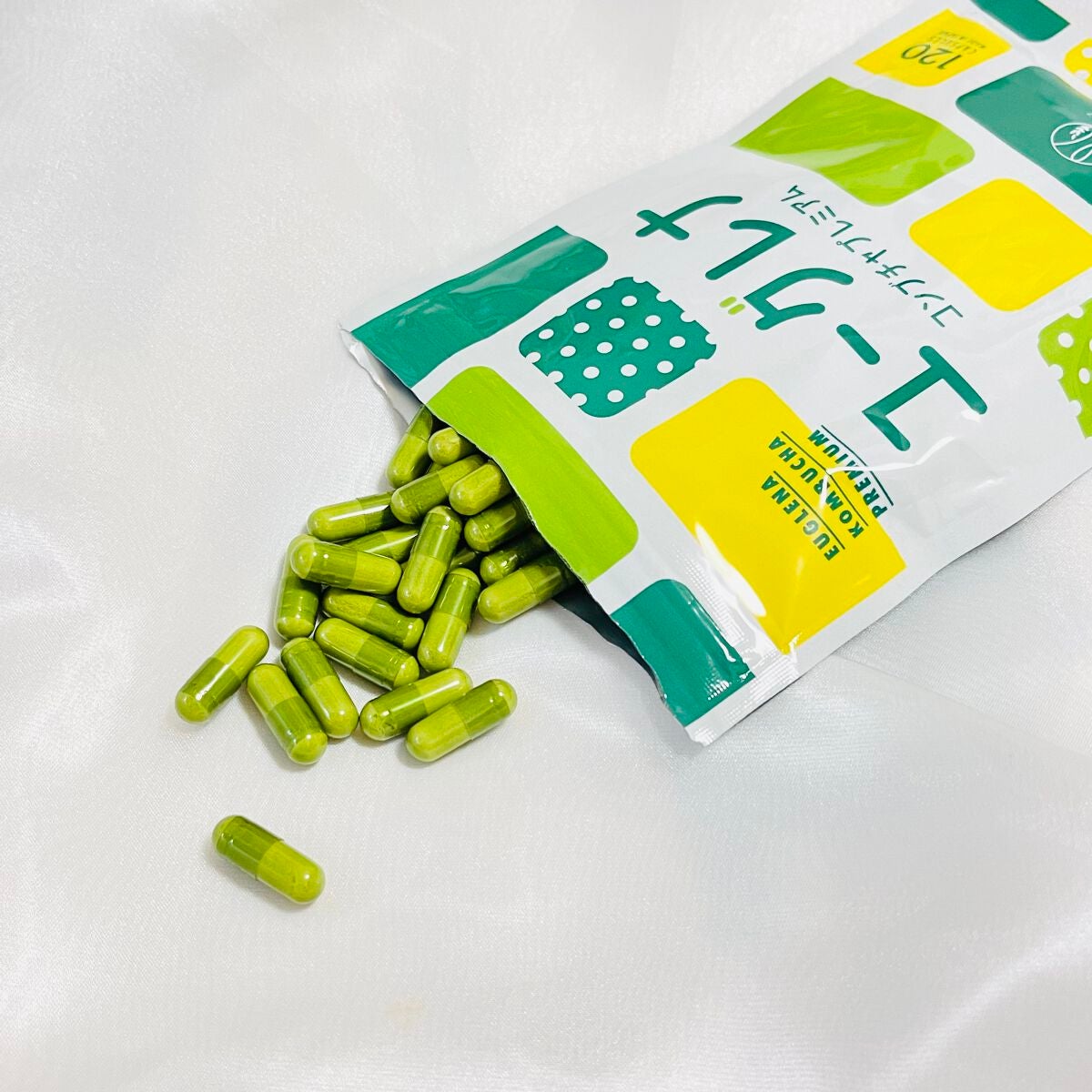 ユーグレナコンブチャプレミアム/ナチュレライフ/美容サプリメントを使ったクチコミ(3枚目)