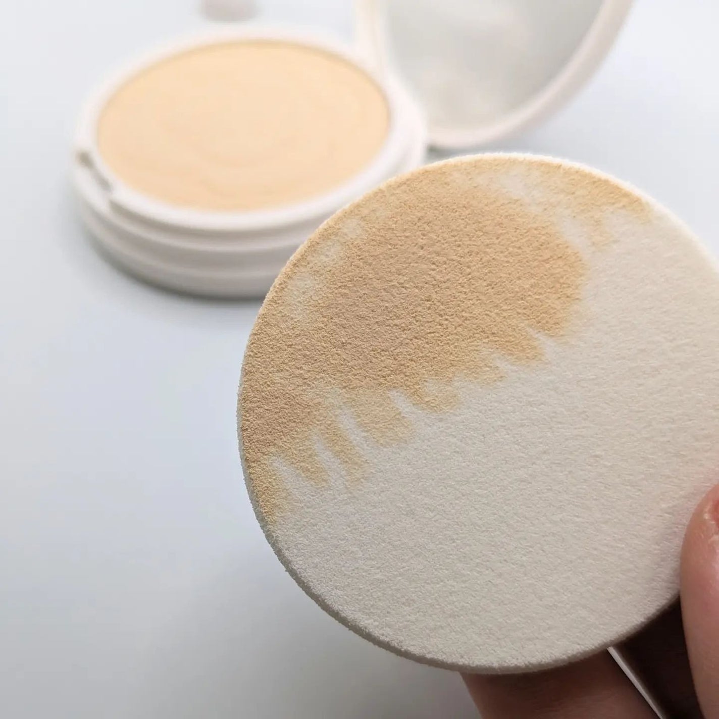 ベア パーフェクト トランスルーセントコンパクトパウダー/SRICHAND/プレストパウダーを使ったクチコミ(4枚目)