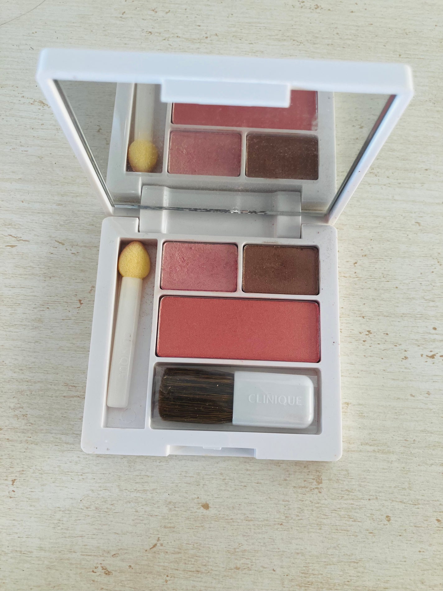 ビヨンド パーフェクティング ファンデーション 19/CLINIQUE/リキッドファンデーションを使ったクチコミ(3枚目)