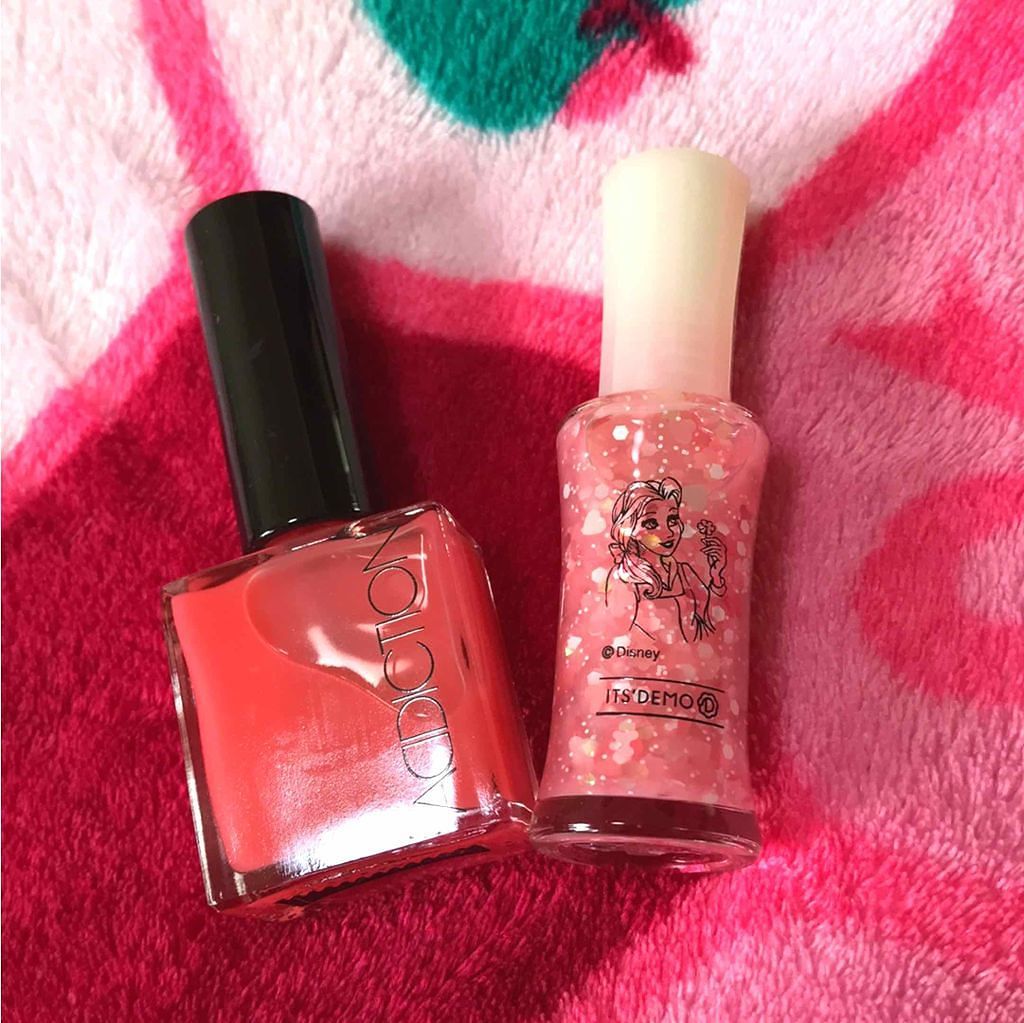 IT'S DEMO スパンコールネイルポリッシュ/IT'S DEMO/マニキュアを使ったクチコミ(2枚目)