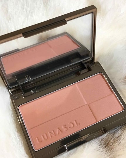 ウォームキャンドルアイズ/LUNASOL/アイシャドウパレットを使ったクチコミ(3枚目)