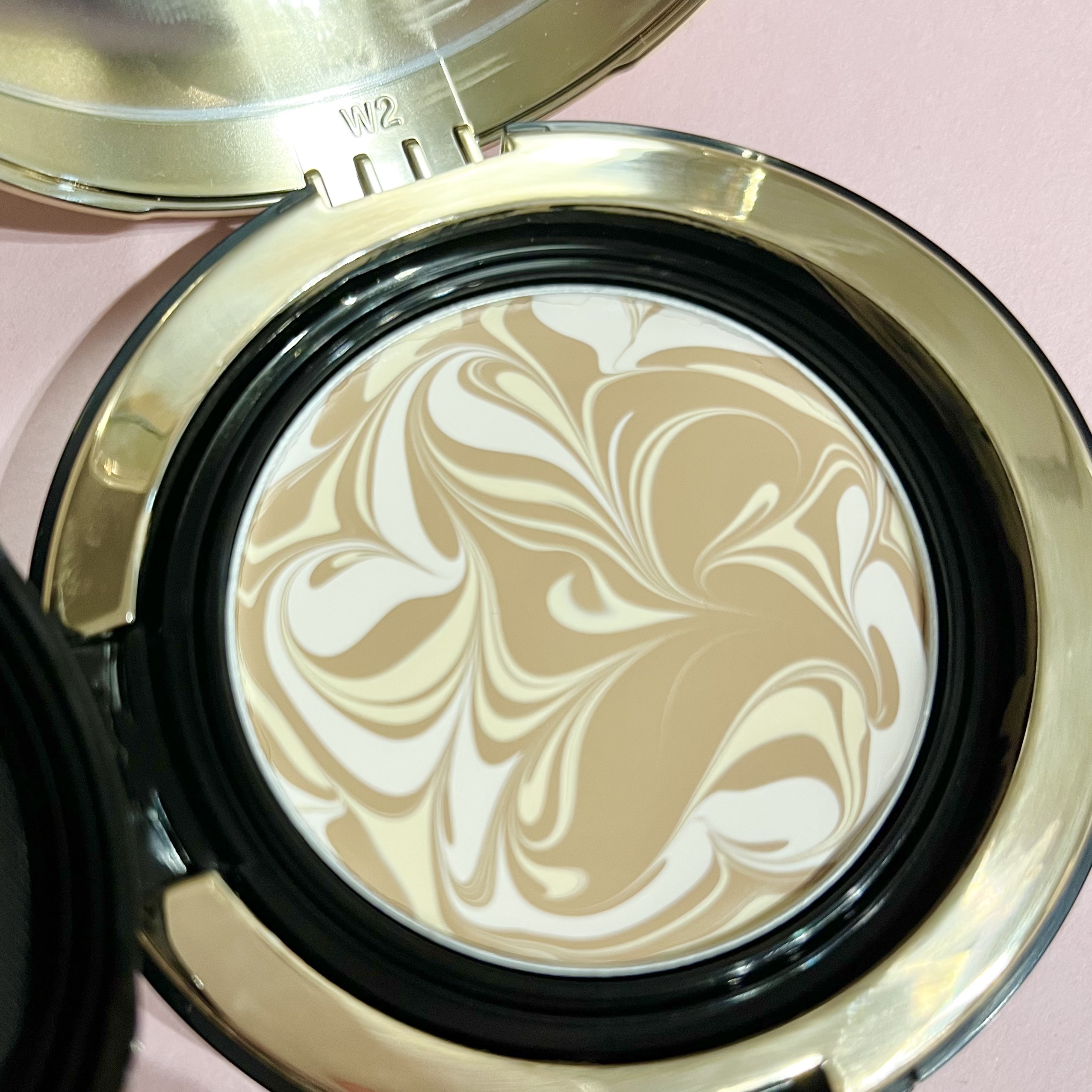 SIGNATURE ESSENCE COVER PACT　/AGE20’s/クリーム・エマルジョンファンデーションを使ったクチコミ（2枚目）