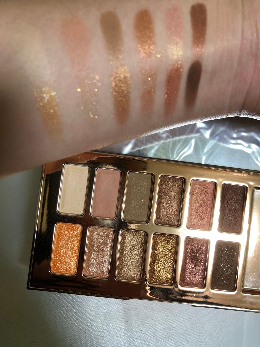 バレンタインボックス/VAVI MELLO/アイシャドウパレットを使ったクチコミ(2枚目)