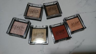 UR GLAM　POWDER EYESHADOW シャンパンベージュ〈パールラメ〉/U R GLAM/パウダーアイシャドウを使ったクチコミ（1枚目）