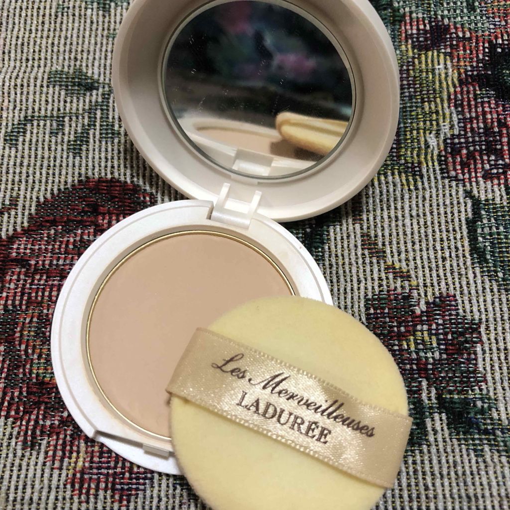 モイスチュアライジング メイクアップ ベース/レ・メルヴェイユーズ ラデュレ/化粧下地を使ったクチコミ（2枚目）