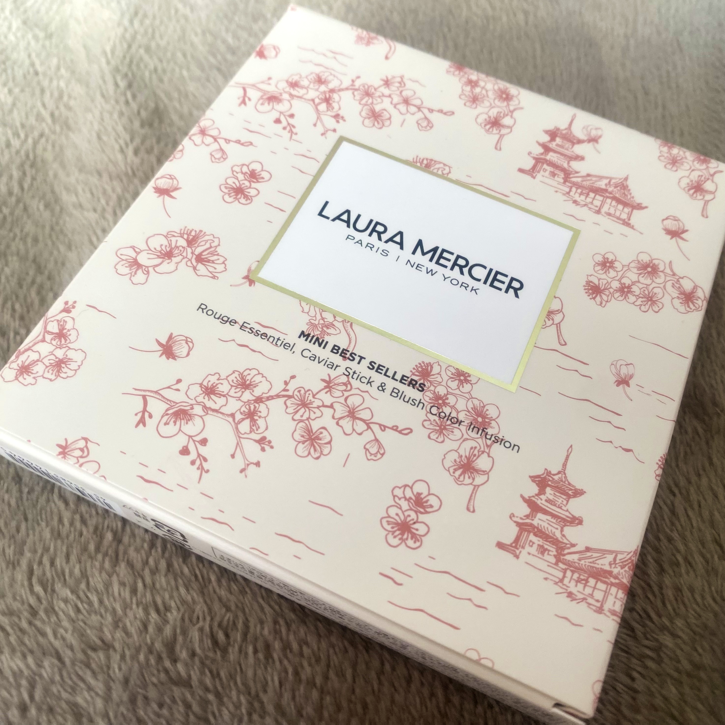 プティ コレクシオン ベストカラー t/ローラ メルシエ/メイクアップキットを使ったクチコミ（2枚目）