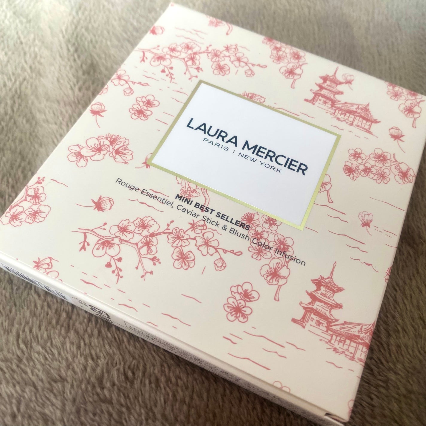 プティ コレクシオン ベストカラー t/ローラ メルシエ/メイクアップキットを使ったクチコミ(2枚目)