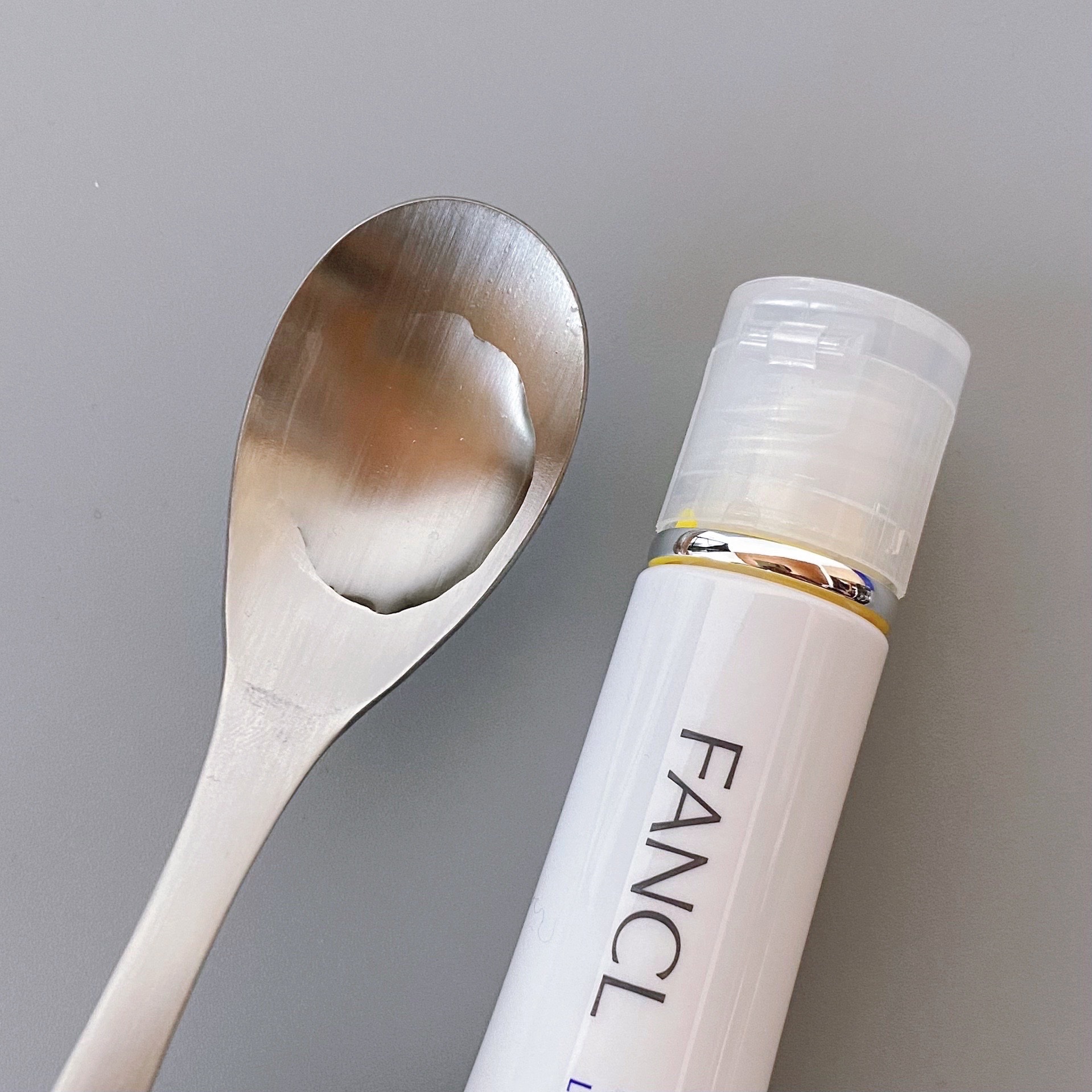 ブライトニング 化粧液 II しっとり＜医薬部外品＞/ファンケル/化粧水を使ったクチコミ（2枚目）