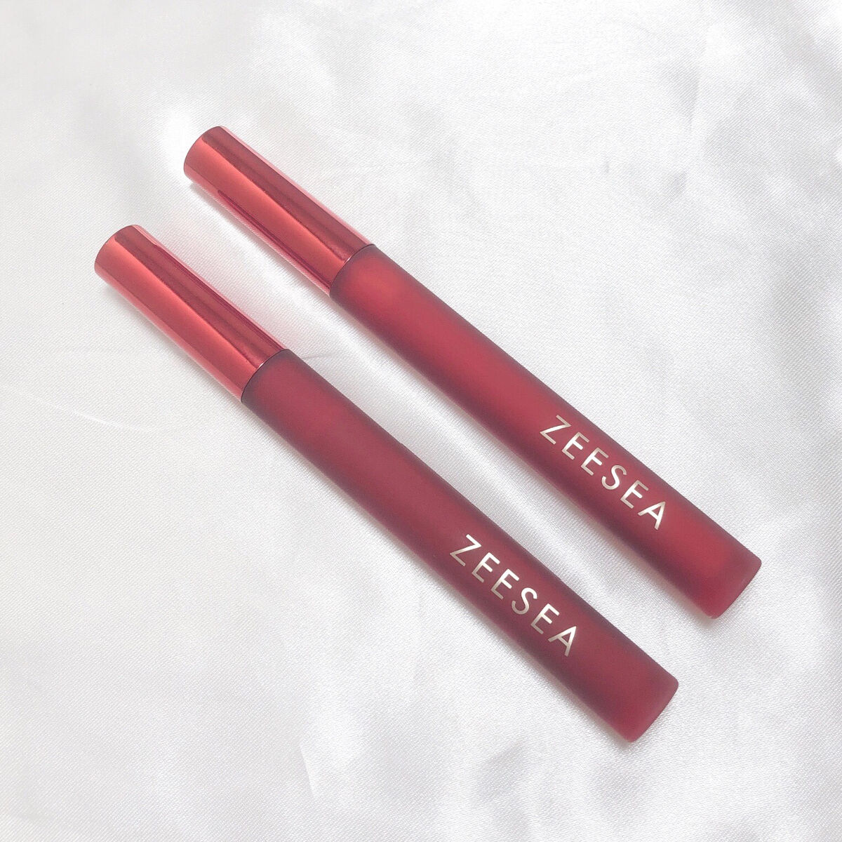 ZEESEA 「0」重力　軽いリキッド #ルージュ RIPE CHERRY/ZEESEA/リップグロスを使ったクチコミ（3枚目）