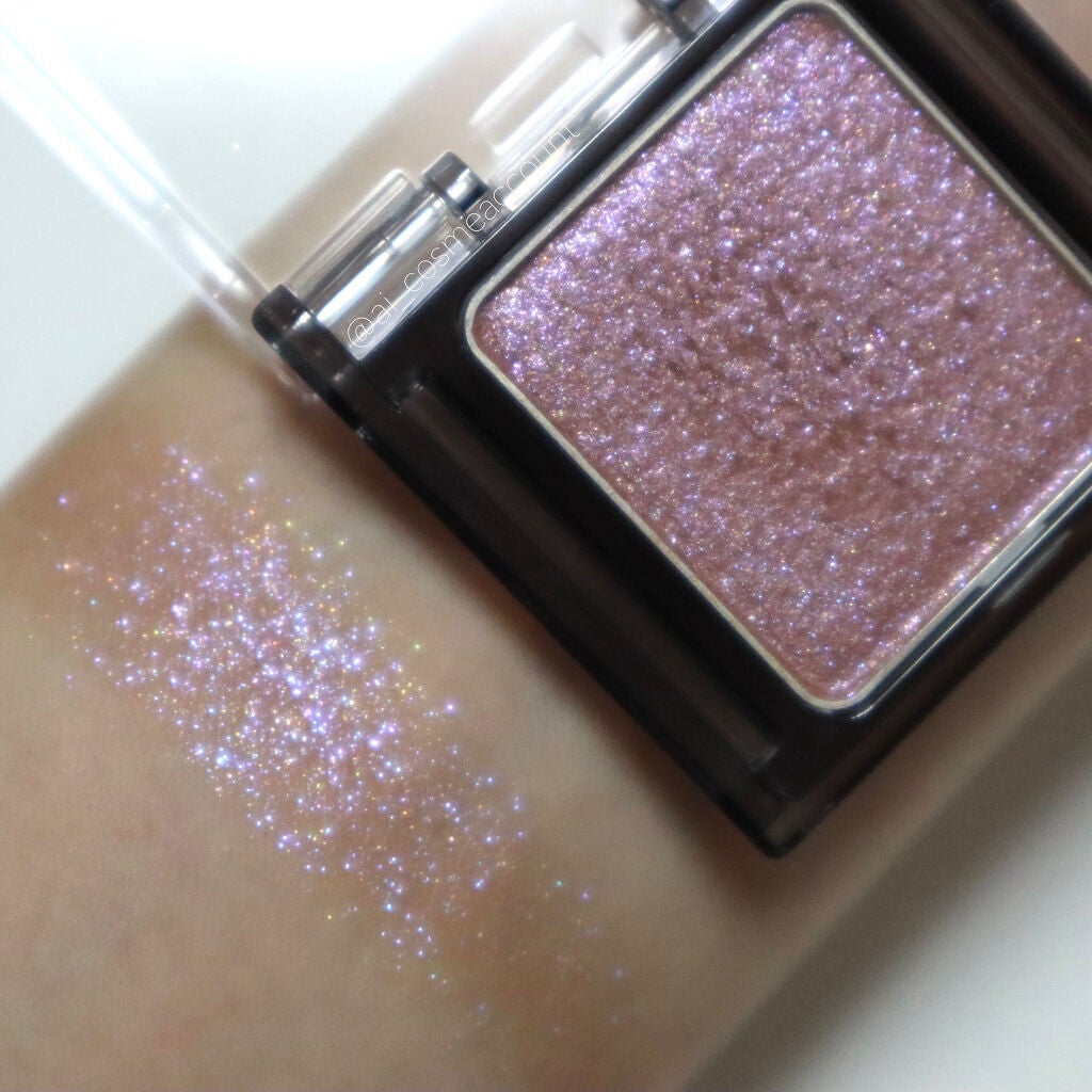 シアー グリッターアイズ/KiSS/単色アイシャドウを使ったクチコミ(3枚目)