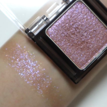 シアー グリッターアイズ/KiSS/単色アイシャドウを使ったクチコミ(3枚目)