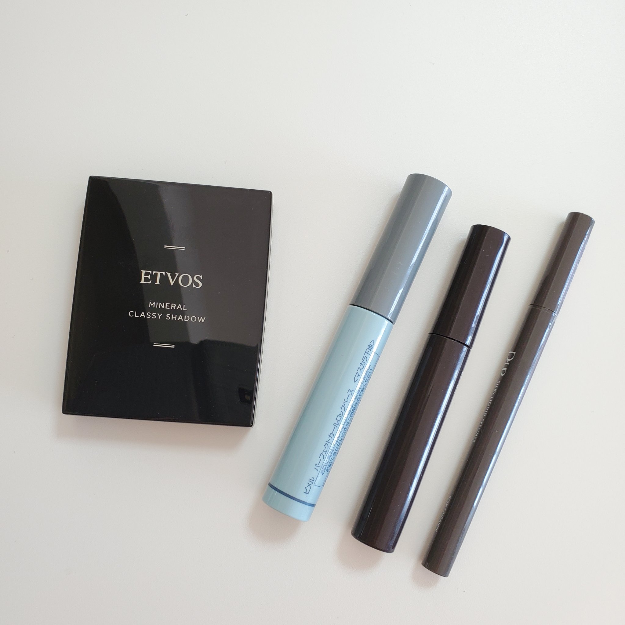 ミネラルクラッシィシャドー/エトヴォス/アイシャドウパレットを使ったクチコミ（3枚目）