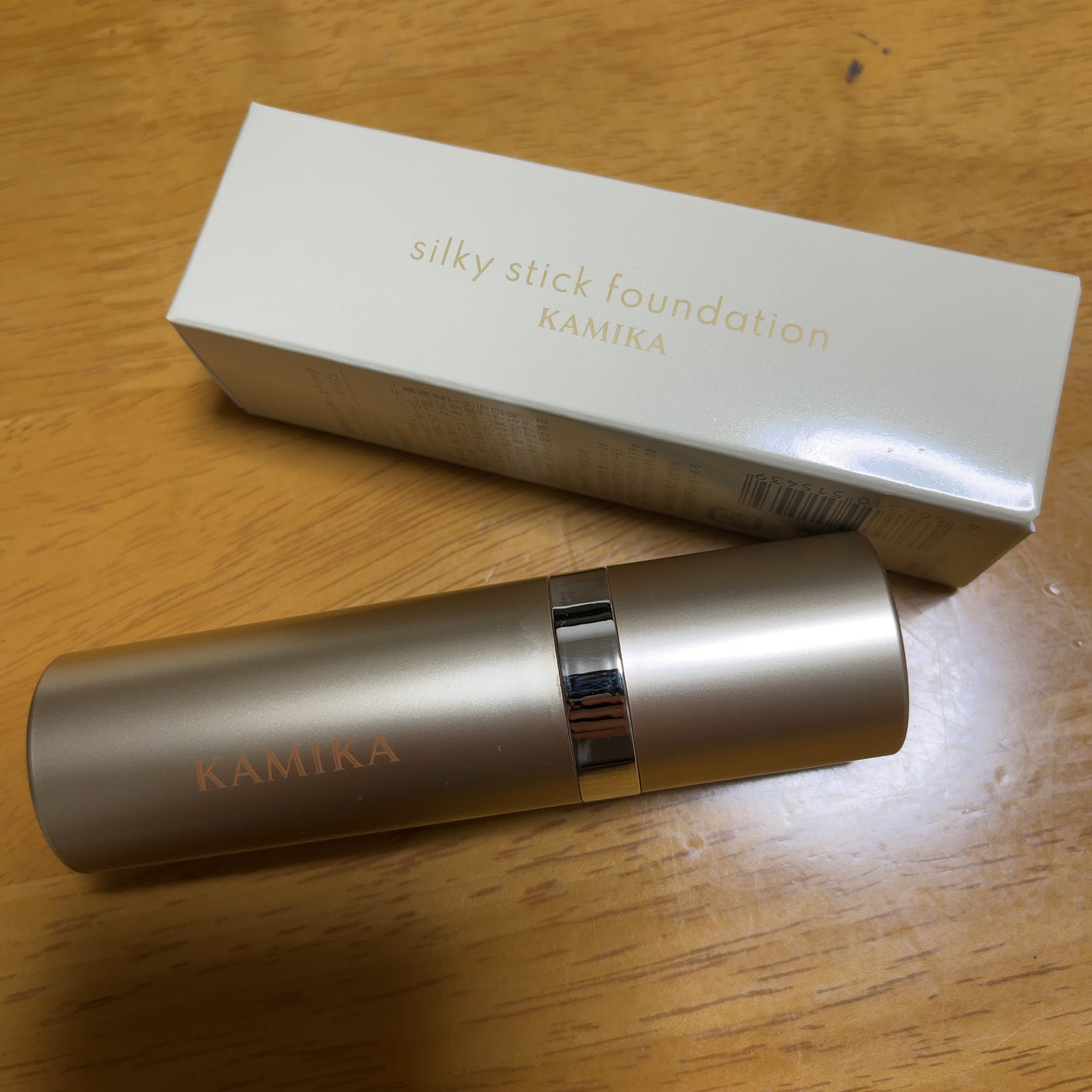 シルキースティックファンデーション/KAMIKA/その他ファンデーションを使ったクチコミ(1枚目)