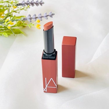 パワーマット リップスティック 135 ブリックレッド/NARS/口紅を使ったクチコミ（3枚目）