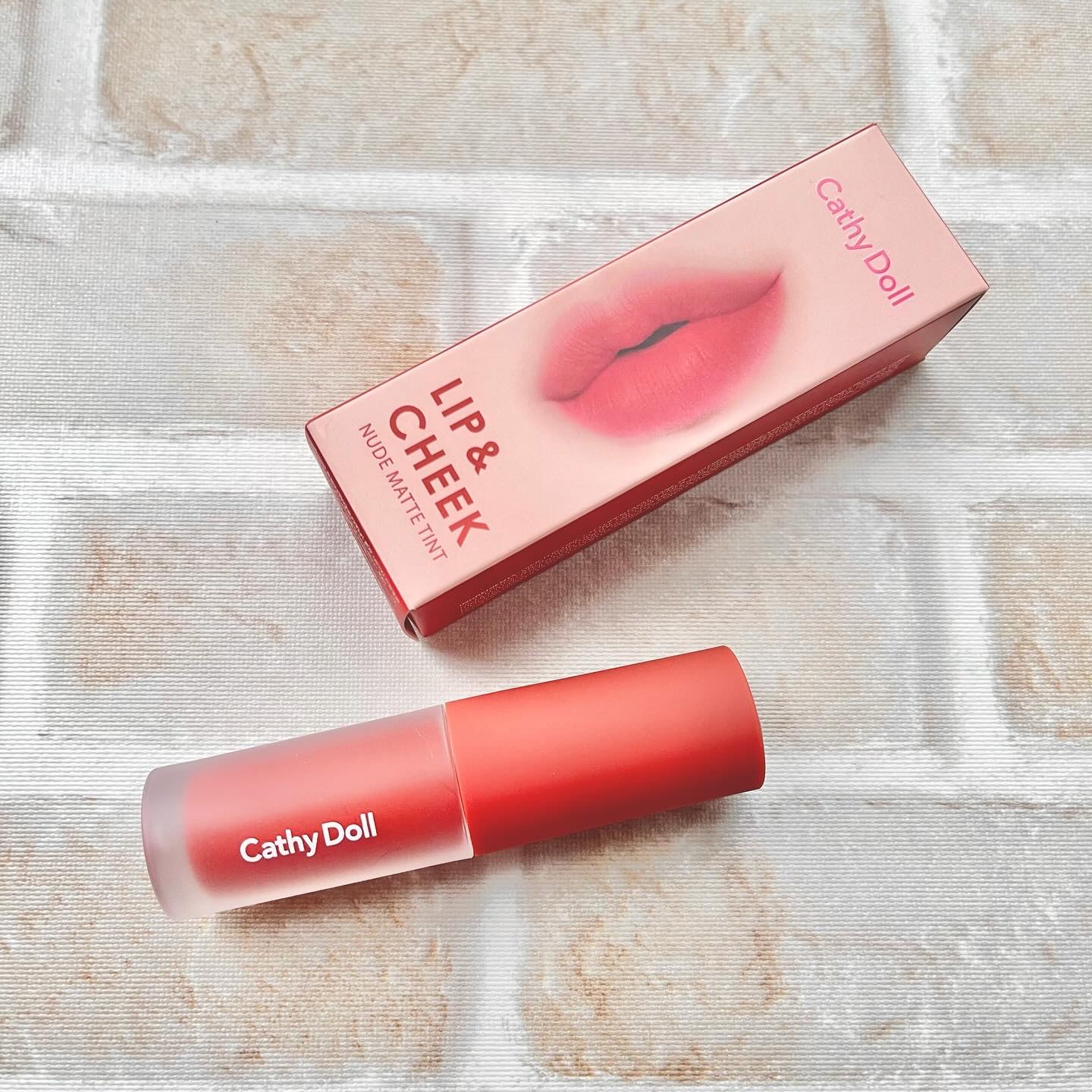 リップアンドチーク ヌードマットティント 09 ブラウンキャラメル(Brown Caramel)/CathyDoll/リップティントを使ったクチコミ（1枚目）