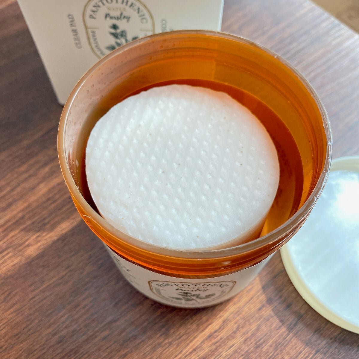 パントテン ウォーターパセリ クリアパッド/SKINFOOD/トナーパッドを使ったクチコミ(2枚目)