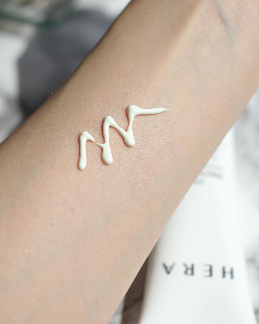 UVプロテクタートーンアップ マルチディフェンス/HERA/日焼け止め・UVケアを使ったクチコミ（2枚目）