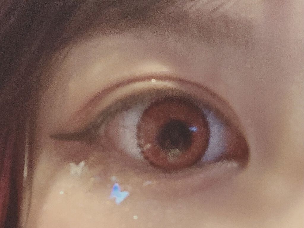 シュガー トゥインクル リキッド グリッター/PERIPERA/グリッターを使ったクチコミ（2枚目）