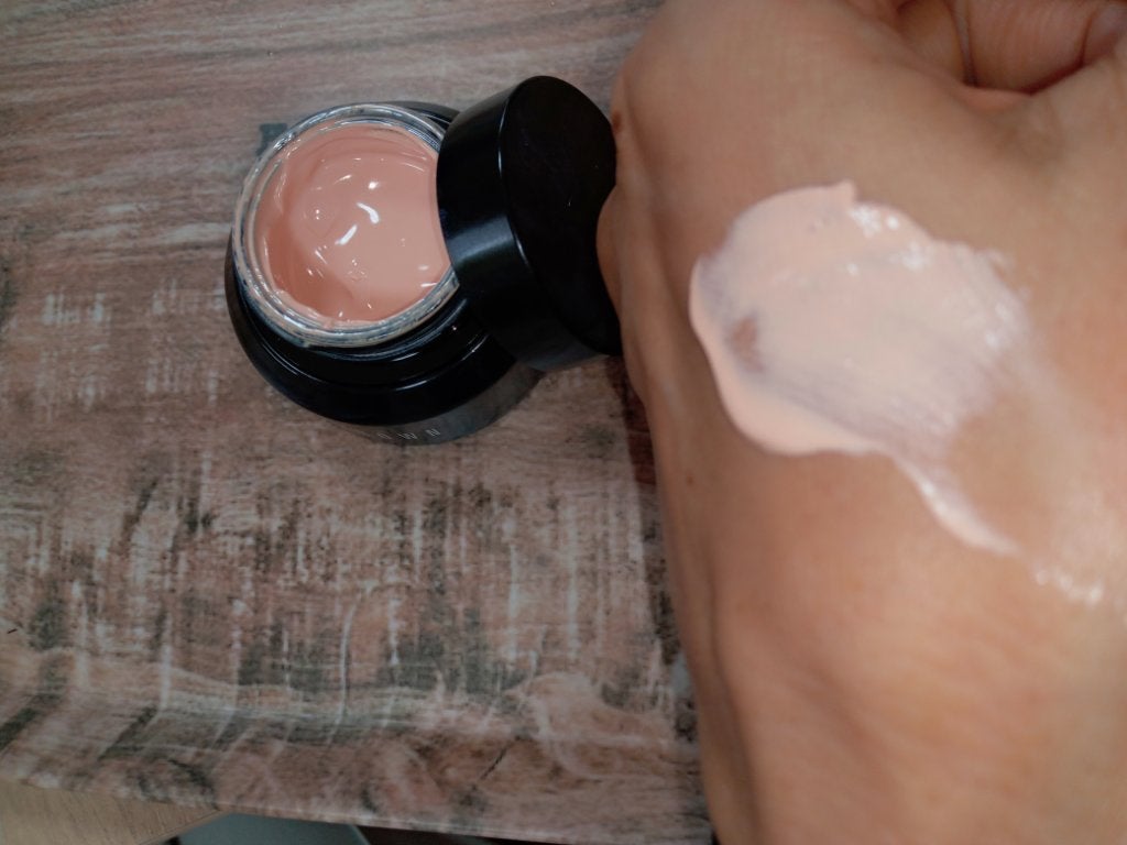 イルミネイティング フェイス ベース/BOBBI BROWN/化粧下地を使ったクチコミ(3枚目)