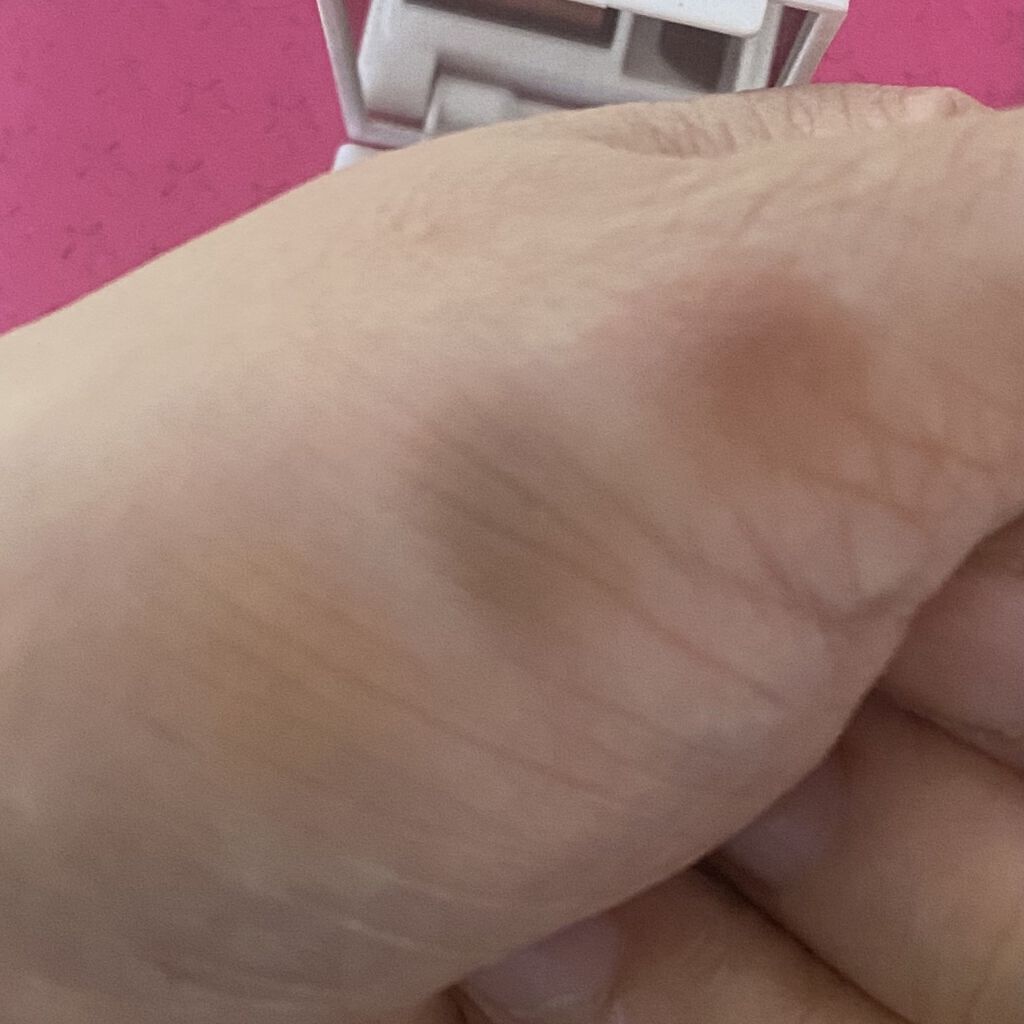 セルヴォーク インディケイトアイブロウパウダー EX01 クリムゾンブラウン/Celvoke/パウダーアイブロウを使ったクチコミ（2枚目）