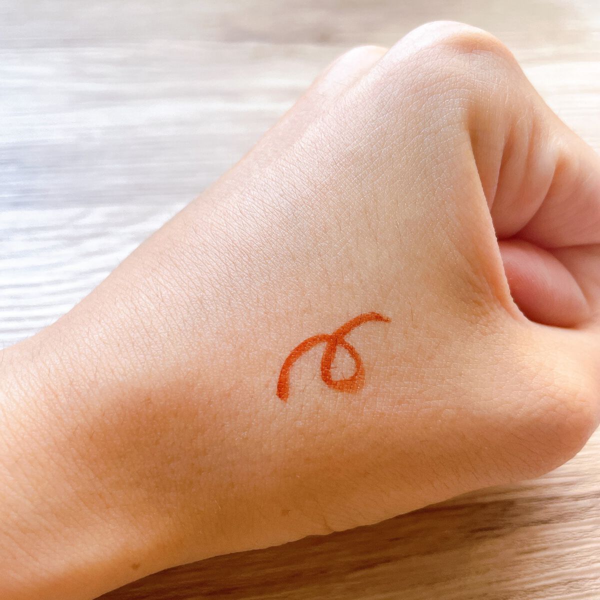 スキルレスライナー/LUMIURGLAS/リキッドアイライナーを使ったクチコミ（2枚目）