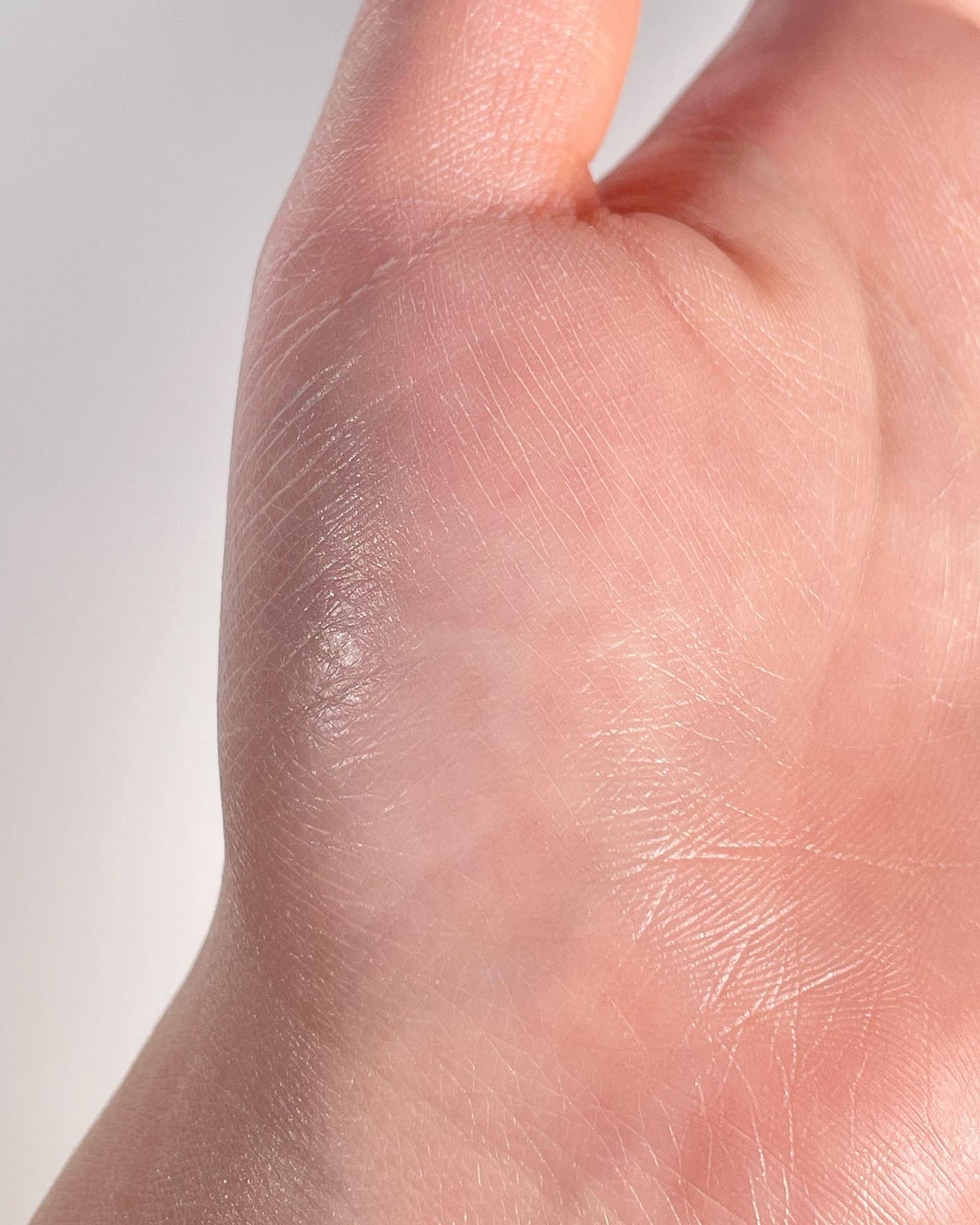 yuu @ フォロバ100 on LIPS 「・#BOM/#ビーオーエム ライトオンインシャワーボディトーン..」(5枚目)