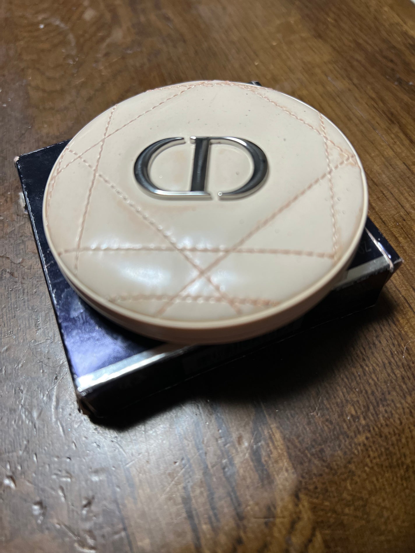 ディオールスキン フォーエヴァー クチュール ルミナイザー/Dior/プレストパウダーを使ったクチコミ(2枚目)