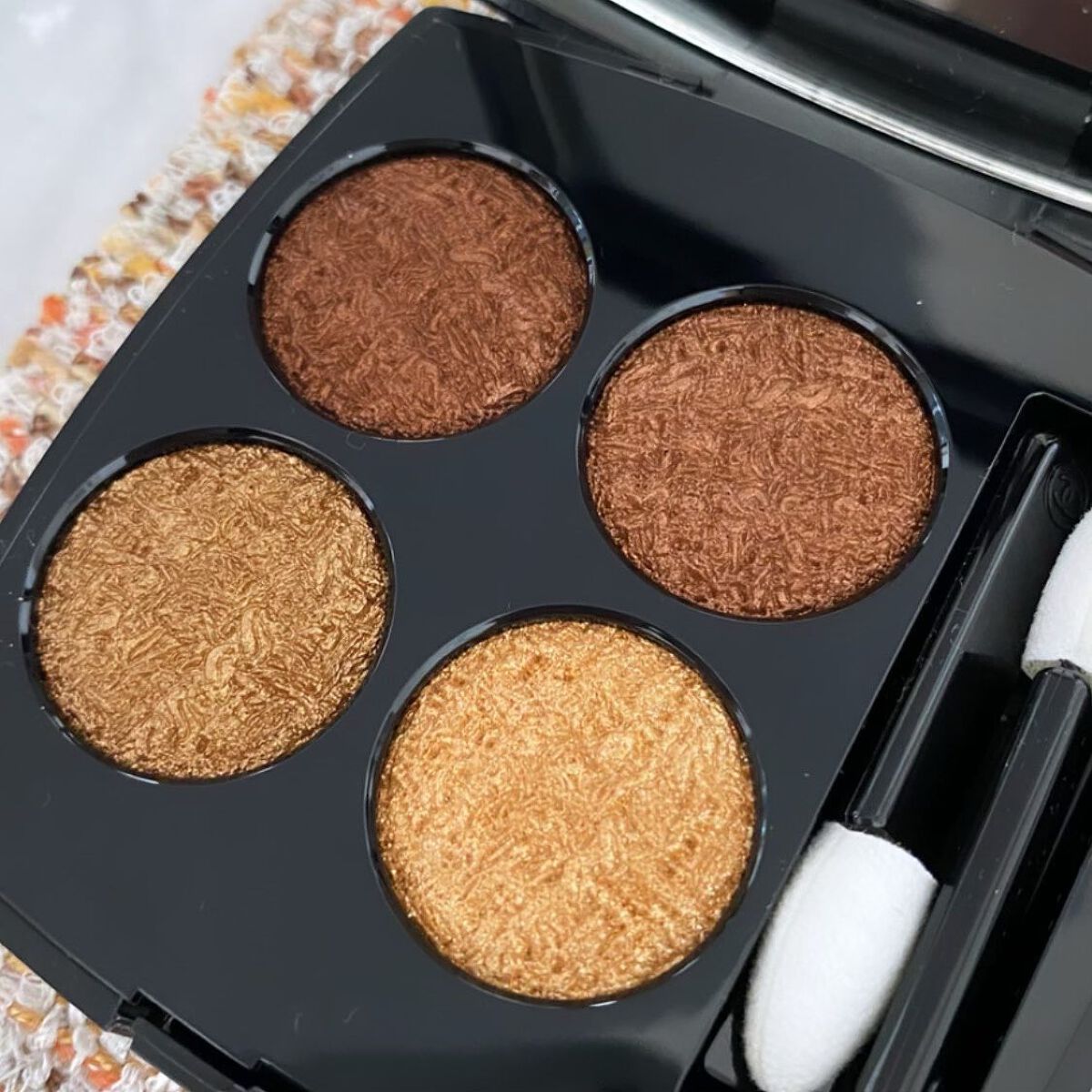 レ キャトル オンブル ツイード/CHANEL/アイシャドウパレットを使ったクチコミ(3枚目)