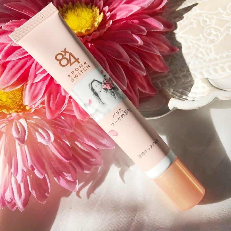 8x4 アロマスイッチ 涼感ネックジェル パリスブーケの香り/8x4/デオドラント・制汗剤を使ったクチコミ(2枚目)