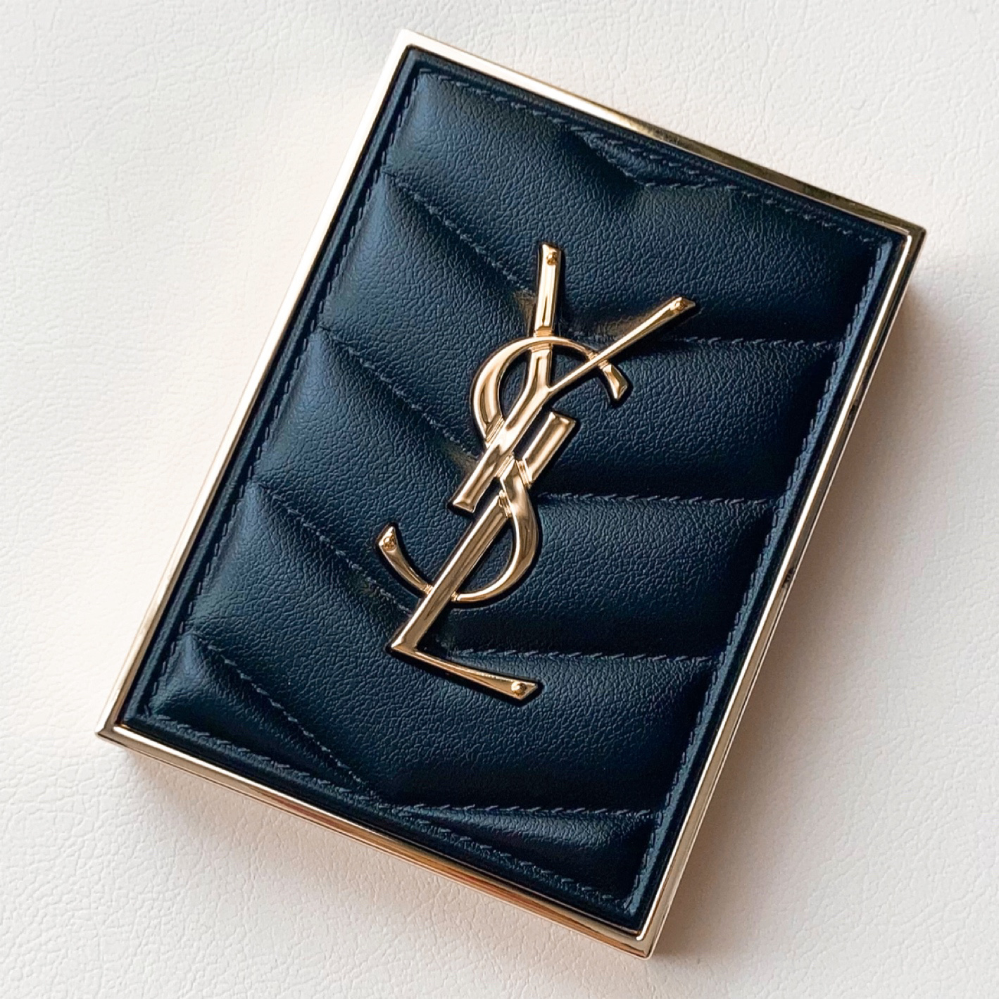 クチュール ミニ クラッチ/YVES SAINT LAURENT BEAUTE/アイシャドウパレットを使ったクチコミ（2枚目）