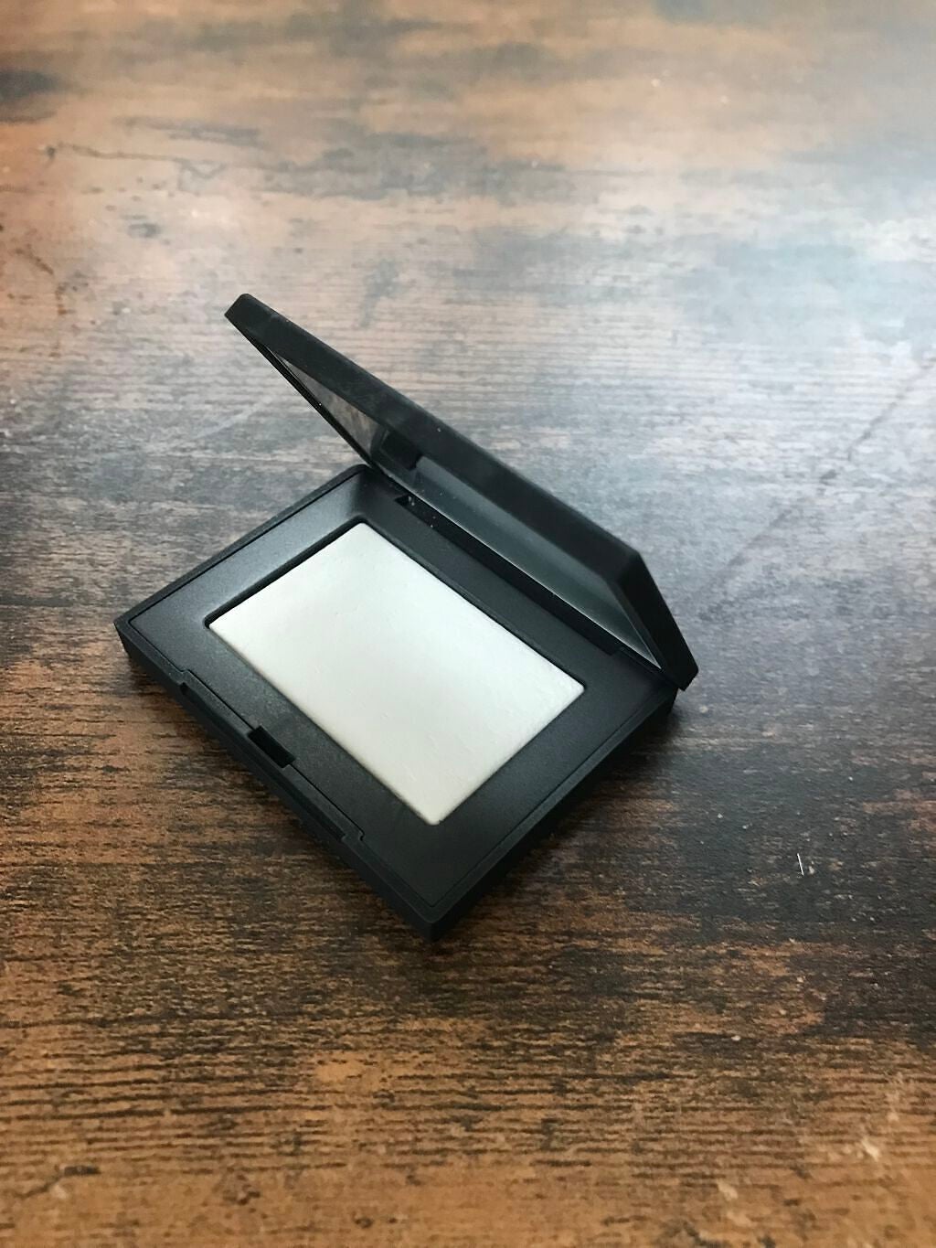 ライトリフレクティングセッティングパウダー プレスト N/NARS/プレストパウダーを使ったクチコミ(1枚目)