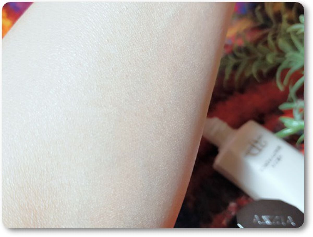 ビューティーフォース リキッドルーセント 3D /AXXZIA/リキッドファンデーションを使ったクチコミ(2枚目)